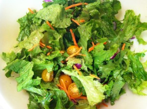 tossed lettuce salad